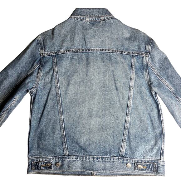 Women's Levi's Denim Ex-Boyfriend Trucker Jean Jacket Long Sleeve Size Medium - Picture 5 of 11
